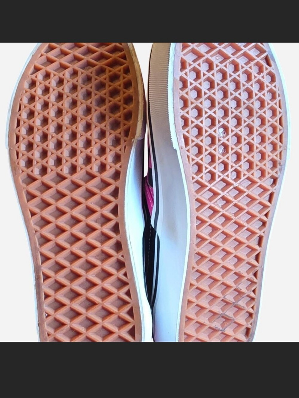 Vans Classic Slip-On Checkerboard Shoe - Picture 3 of 6